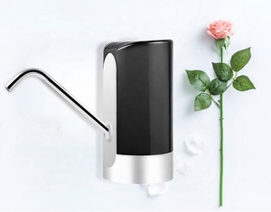 Mini USB <span class=keywords><strong>a</strong></span> casa prensa <span class=keywords><strong>de</strong></span> mano dispensador <span class=keywords><strong>de</strong></span> <span class=keywords><strong>agua</strong></span> eléctrico <span class=keywords><strong>de</strong></span> la bomba <span class=keywords><strong>de</strong></span> la botella - Product Image 5