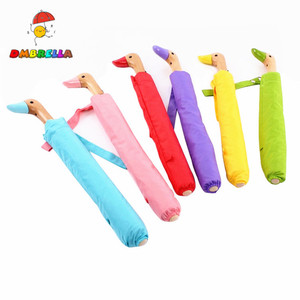 UV 50 + <span class=keywords><strong>Sombra</strong></span> lluvia brillo madera <span class=keywords><strong>de</strong></span> dos plegable rosa amarillo <span class=keywords><strong>de</strong></span> cabeza <span class=keywords><strong>de</strong></span> pato <span class=keywords><strong>de</strong></span> madera paraguas - Product Image 1