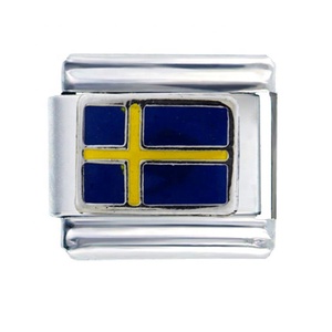 Pulsera de Eslabones con Dijes Italianos de la Bandera Nacional de Puerto Rico Esmaltada a Mano - Product Image 6