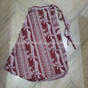 Jupes rondes portefeuille pour femmes imprimées en coton de couleurs unies exportateur en gros de l'Inde - Product Image 4