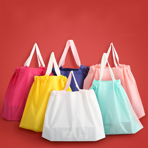 Custom made cheap plastic tote bags clothing shopping reusable plastic bag