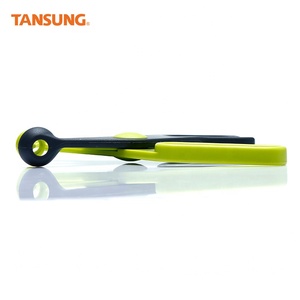 Venta al por mayor diseño ergonómico de plástico conveniente cereza Pitter con sólo una operación con - Product Image 5