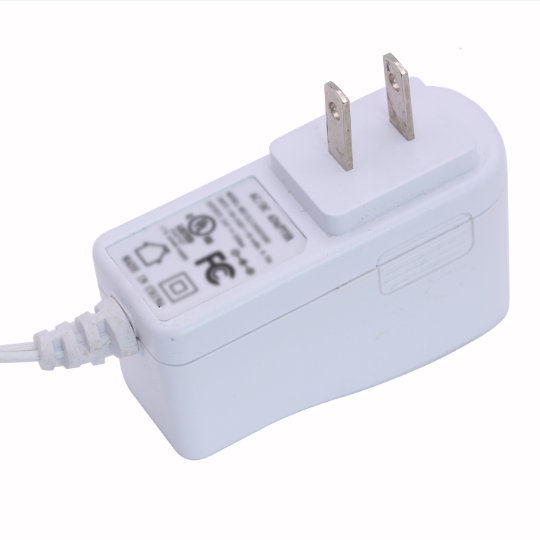 Собственный завод сделал 5 В в 2A адаптер с США PLUG имеют UL FCC сертификаты с VI эффективность