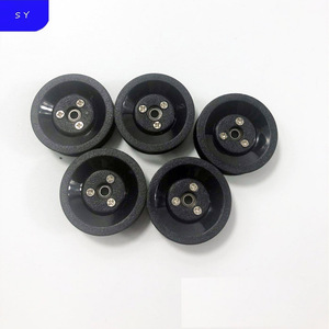 CR1001-B03 di plastica flangia rotonda puleggia a cinghia con diametro del foro di 10mm per la guida del filo su misura per il supporto OEM - Product Image 3