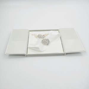 Vente chaude Élégante En Soie Blanche De Luxe En Carton Boîtes <span class=keywords><strong>D</strong></span>'<span class=keywords><strong>invitation</strong></span> De Mariage Avec Noeud Et Boucle - Product Image 5