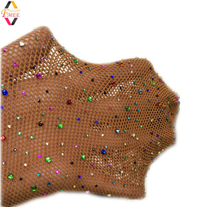 Ultimi Collant Sexy Traforati a Rete per Donne Mature, Slim Fit, Neri con Strass - Product Image 5