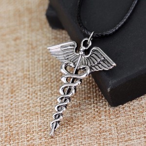 Commercio all'ingrosso Dell'acciaio Inossidabile di Modo Coppie di Fascini Caduceo Alato Serpenti Spada Pendenti Collane Regali - Product Image 6