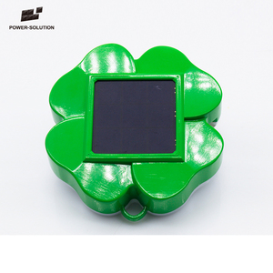 Venta caliente de energía Solar lámpara de mesa para uso <span class=keywords><strong>en</strong></span> el hogar <span class=keywords><strong>en</strong></span> la <span class=keywords><strong>red</strong></span> de las zonas - Product Image 1