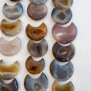 ขายส่งธรรมชาติที่ไม่ซ้ํากันเครื่องประดับที่สวยงามอาเกตธรรมชาติ Geode ดวงจันทร์และดวงดาวสําหรับขาย - Product Image 2