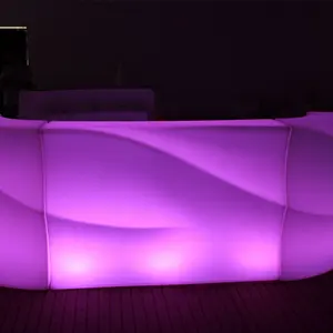 IP68 Wasserdicht Modernes Aussehen kommerzielle LED-Möbel pe weißer Kunststoff beleuchtet LED-Getränke bar mit 16 Farben