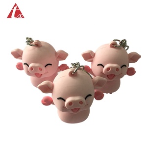 en caoutchouc mode mini promotionnel <span class=keywords><strong>dessin</strong></span> animé cochon jouets porte-clés logo personnalisé cochon porte-clés cochon - Product Image 3