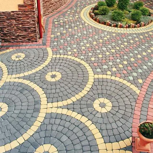 Di alta qualità a basso prezzo Cinese naturale granito strada pavimentazione in lastricato stuoia piastrelle deiveway pavimentazione in pietra cubica