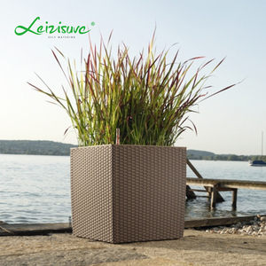 Leizisure al por mayor jardín piso gran cubo cuadrado de plástico de riego verde <span class=keywords><strong>rota</strong></span> planta flor olla con ruedas - Product Image 3