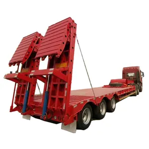 新HOWO 70吨低平板4轴拖车卡车半挂车在几内亚
