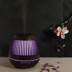 Diffuseur d'huiles essentielles à réglage de l'heure du fabricant à distance, diffuseur de grain de bois foncé de 400ml avec des options de minuterie fantastiques - Product Image 5