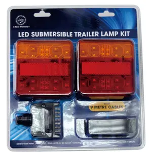 用于半卡车和 E-MARK 拖车尾灯的 LED 尾灯套件