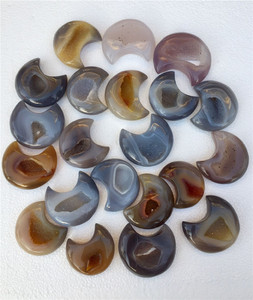 ขายส่งธรรมชาติที่ไม่ซ้ํากันเครื่องประดับที่สวยงามอาเกตธรรมชาติ Geode ดวงจันทร์และดวงดาวสําหรับขาย - Product Image 4