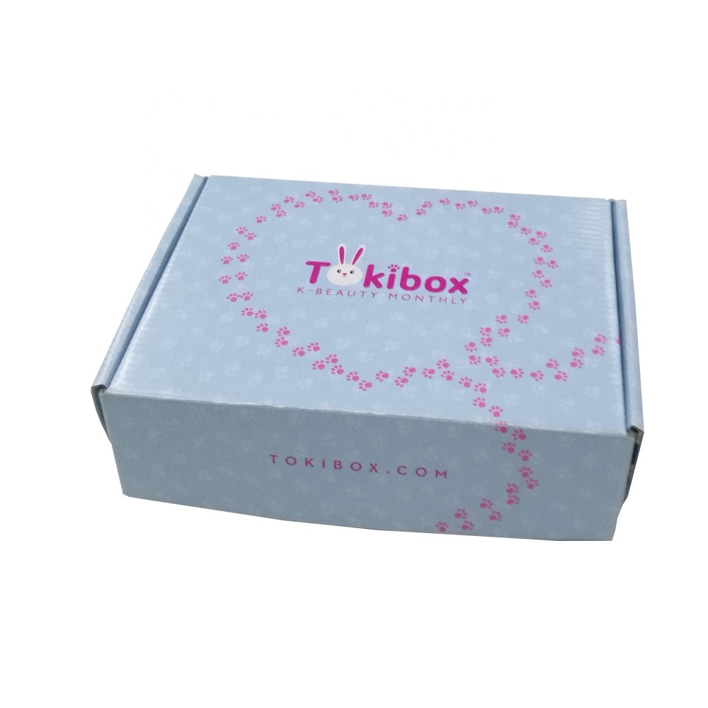 Envío plano diseño clásico corrugado cartón de papel con impresión de doble cara caja de regalo de embalaje para la ropa