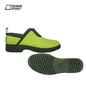 Fácil limpieza, botas de goma para jardín zapato inmune con barro.