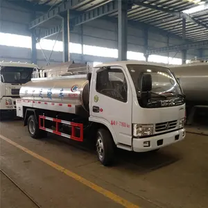 东风 5 吨至 8 吨牛奶交付和运输罐车