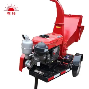 Small crusher movable wood pellet crusher for agriculture