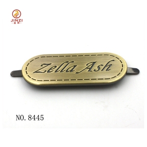 Hardware per borse alla moda piastra metallica in ottone con logo inciso di vari tipi - Product Image 4