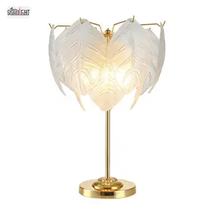 Luxe moderne lampe de table en verre de mariage en forme de coeur feuille éclairage pour hôtel et chambre chevet