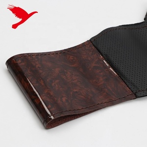 Caso de cuero <span class=keywords><strong>volante</strong></span> cubre Protector <span class=keywords><strong>para</strong></span> Toyota 4Runner 10-19 Tacoma 11-18 de la Tundra 14-19 Prado FJ150 10-17 - Product Image 4