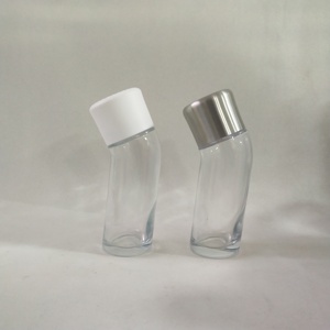 Empty 2oz clear Glass <strong>Spice</strong> <strong>Jar</strong> with Plastic Flip Lid - Product Image 6