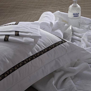 Hotel de <span class=keywords><strong>lujo</strong></span> de diseño de tejer ropa de cama Conjunto personalizado logotipo Hotel funda Nórdica - Product Image 2