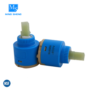 Italien durable en laiton chromé robinet de cuisine pont monté mitigeur avec <span class=keywords><strong>douchette</strong></span> - Product Image 5