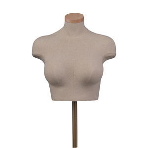 Mannequin de présentation féminin demi-corps en tissu, buste réaliste, courbes voluptueuses, avec support - Product Image 1