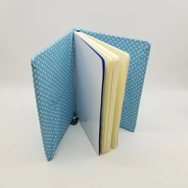 Cina di vendita calda morbida copertina del libro di stampa su misura a4 formato elastico tessuto copertina del libro