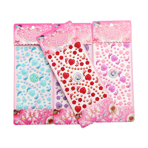 Dessin animé personnalisé <span class=keywords><strong>coeur</strong></span> papillon bijou autocollant auto-adhésif autocollant en cristal de diamant feuille - Product Image 5