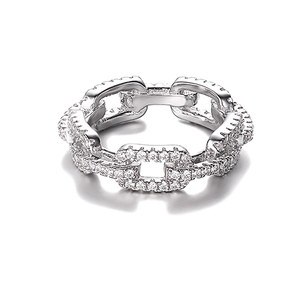<span class=keywords><strong>Anello</strong></span> Cubano con <span class=keywords><strong>Catena</strong></span> Intrecciata Avvolta di Diamanti in <span class=keywords><strong>Argento</strong></span> Sterling <span class=keywords><strong>925</strong></span> Gemnel - Product Image 1
