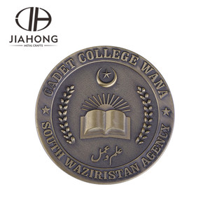 Significativo regalo di laurea di souvenir metak moneta con la scuola <span class=keywords><strong>motto</strong></span> - Product Image 3