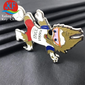 En gros personnalisé conception bas <span class=keywords><strong>prix</strong></span> 3d <span class=keywords><strong>coupe</strong></span> <span class=keywords><strong>du</strong></span> <span class=keywords><strong>monde</strong></span> <span class=keywords><strong>de</strong></span> <span class=keywords><strong>football</strong></span> réfrigérateur aimant souvenir - Product Image 2