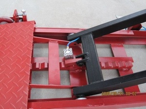 <span class=keywords><strong>Pont</strong></span> de levage de <span class=keywords><strong>moto</strong></span>, 500KG, 110V, stocks en chine - Product Image 4