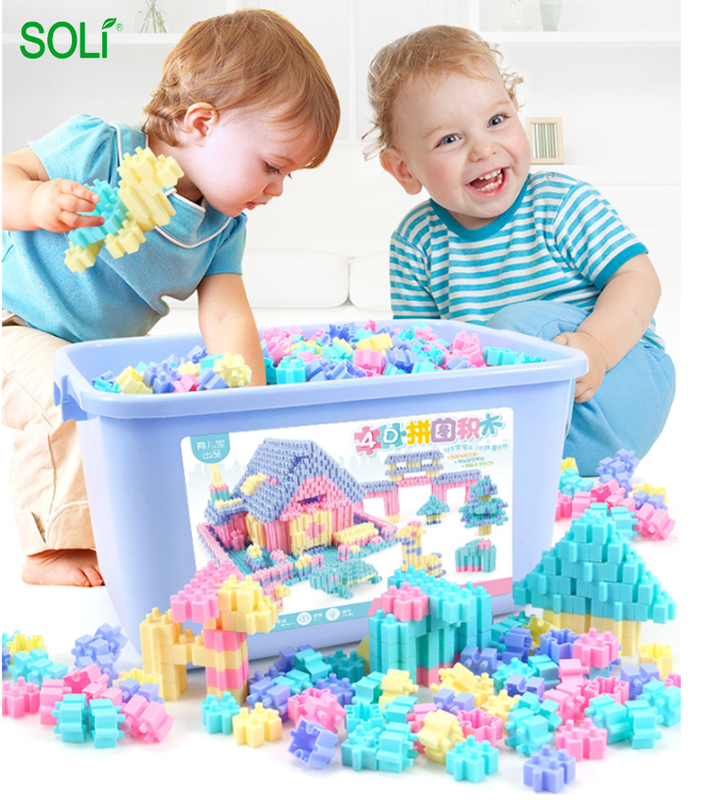 900pcs Colorful ABS Plastic Building Blocks