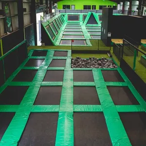 Personalizado verde crianças bungee trampolim inflável para a venda, Playground indoor tapete quadrado trampolim parque a partir de china