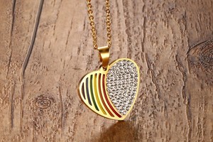 Colgante de corazón de arcoíris, joyería lgbt Vogue, collar lésbico - Product Image 3