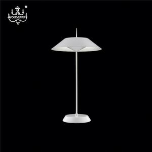 Rouge <span class=keywords><strong>Rgb</strong></span> Led Smart Petit <span class=keywords><strong>Bureau</strong></span> D'oeil Zhongshan Décoratif Lampe De Table De Lecture - Product Image 1