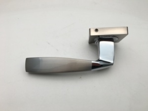 มือจับประตูลดราคาพิเศษ พร้อมลายดอกไม้สี่เหลี่ยม - Product Image 2