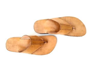 Tongs d'extérieur en cuir véritable unisexe légères et durables Pantoufles Tendance Imprimé Design Été Hiver Personnalisable Printemps - Product Image 2