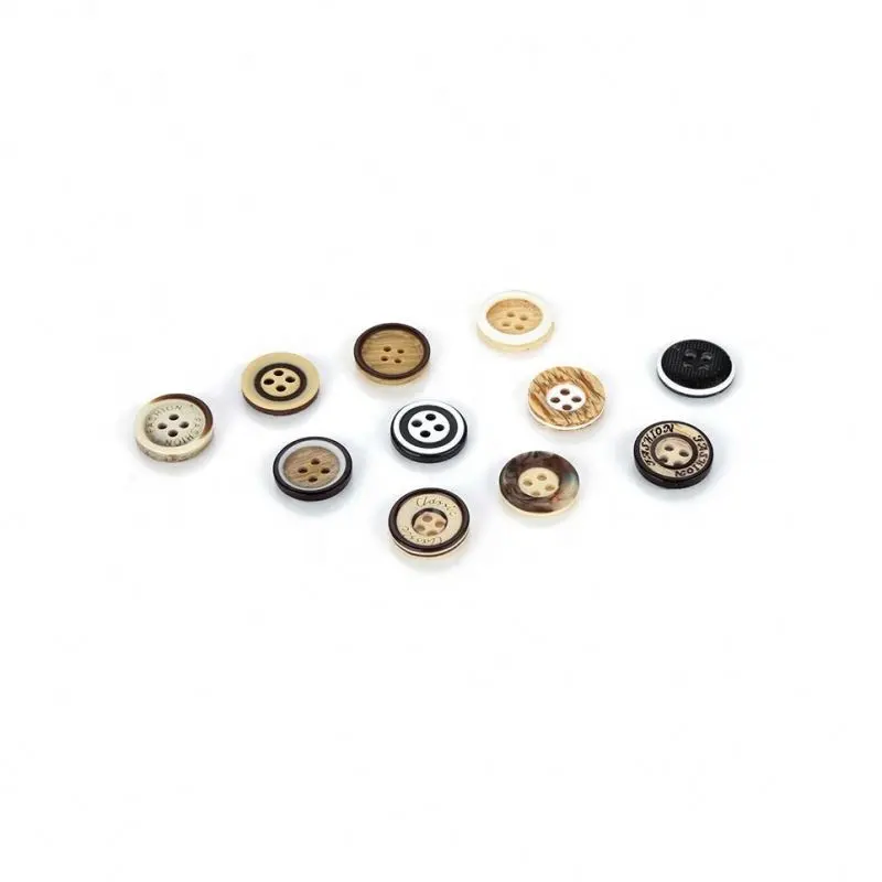 The factory provides creative garment accessories 2 or 4 holes color garment resin buttons