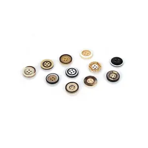 The factory provides creative garment accessories 2 or 4 holes color garment resin buttons