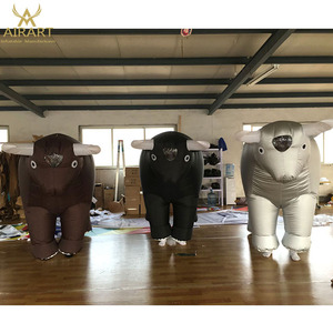 Noir géant Gonflable Dessin Animé Jouet <span class=keywords><strong>Taureau</strong></span> Espagnol Costume Pour Adulte Location D'événements - Product Image 4