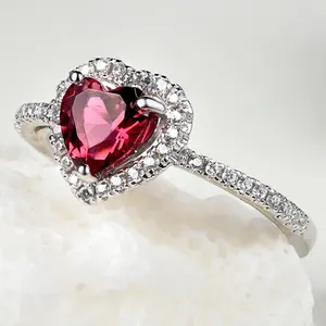 New Style High Quality Heart Shape Fake Ruby 925 Silver Diamond Ring Full Zircon Heart Red Gemstone Wedding Rings For Women