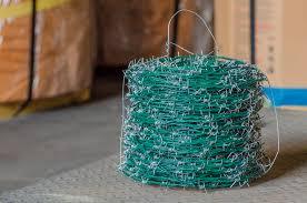 PVC Tráng Màu Xanh Lá Cây Đảo Ngược <span class=keywords><strong>Twist</strong></span> Dây Thép Gai Trên Bán - Product Image 5