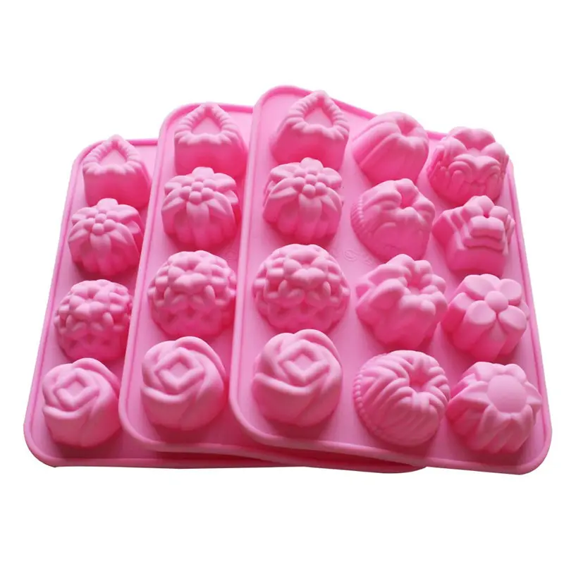 2021 Hot Selling DIY 12 Holes Silicone Flower Pattern Mold For Chocolate Jelly Pudding Dessert Making Tools